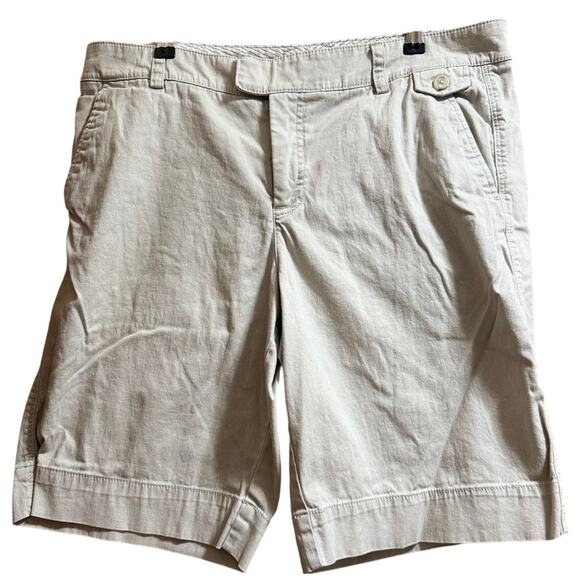 Dockers Mid Rise Curvy Khaki Tan Chino Shorts - Size 14 - Picture 1 of 6
